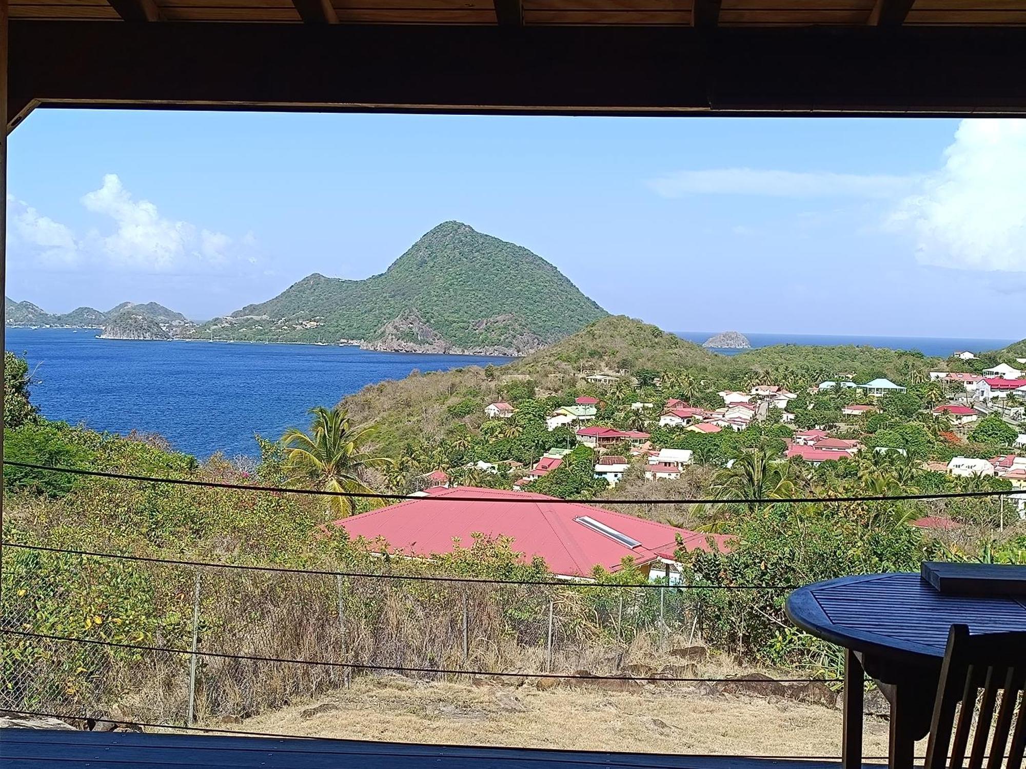 Ti Kaz Anoli Cottage En Bois Avec Vue Sur La Baie Terre-de-Bas Exterior foto